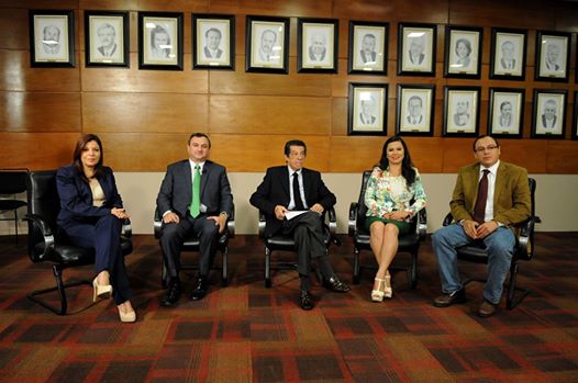 Diputados, yoyo y balero